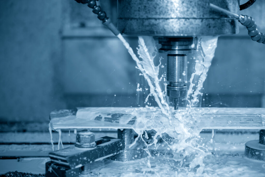 Metalworking fluids used with Cutting Tools